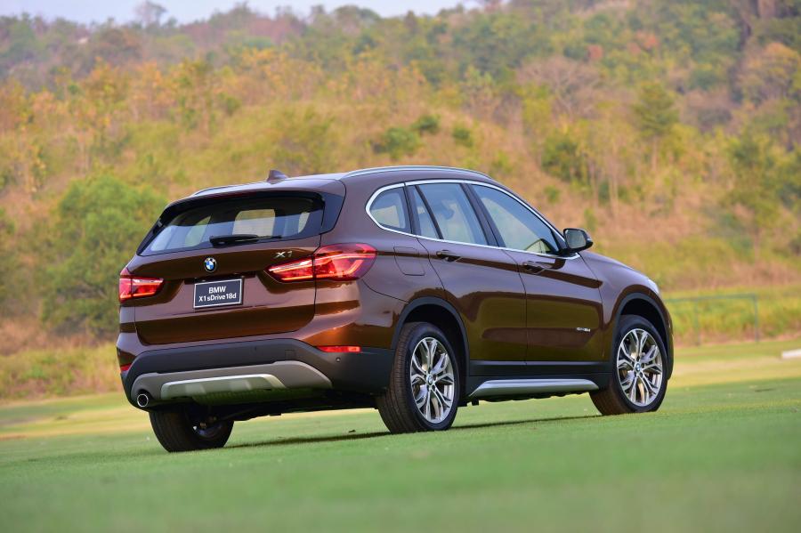  BMW X1 sDrive18d xLine 2016 года  (TH) (фото 2 из 2)
